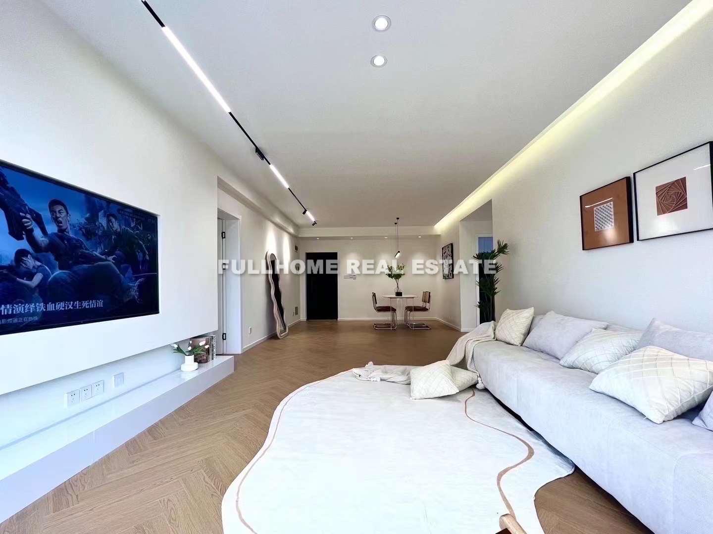 Dong Hai Garden - 2 bedroom apartment in Shanghai, Jing An, Downtown