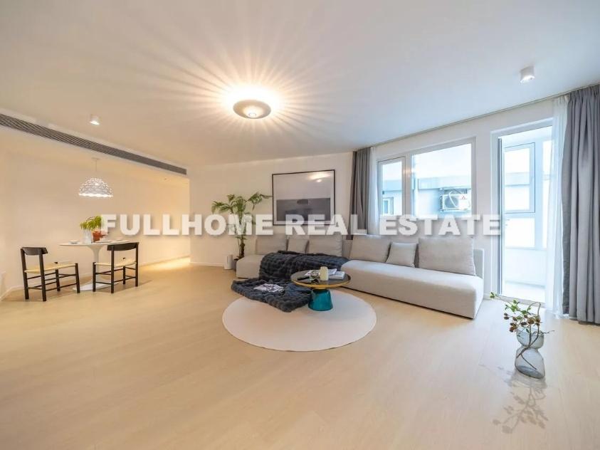Same compound: Shenyin Development Building, 3 bedrooms in Shanghai