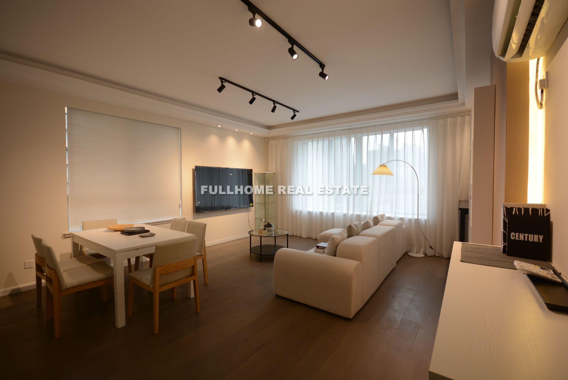Same compound: Qing Zhi Jie Garden, 3 bedrooms in Shanghai