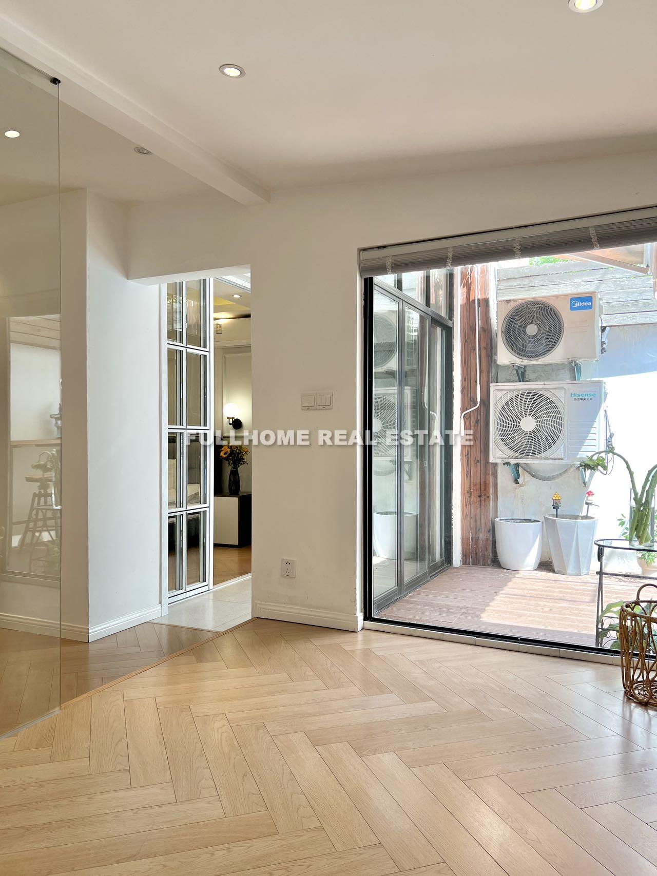 Lane 200-500 Zhenning Road Old House - Interior view 12, Shanghai rental property