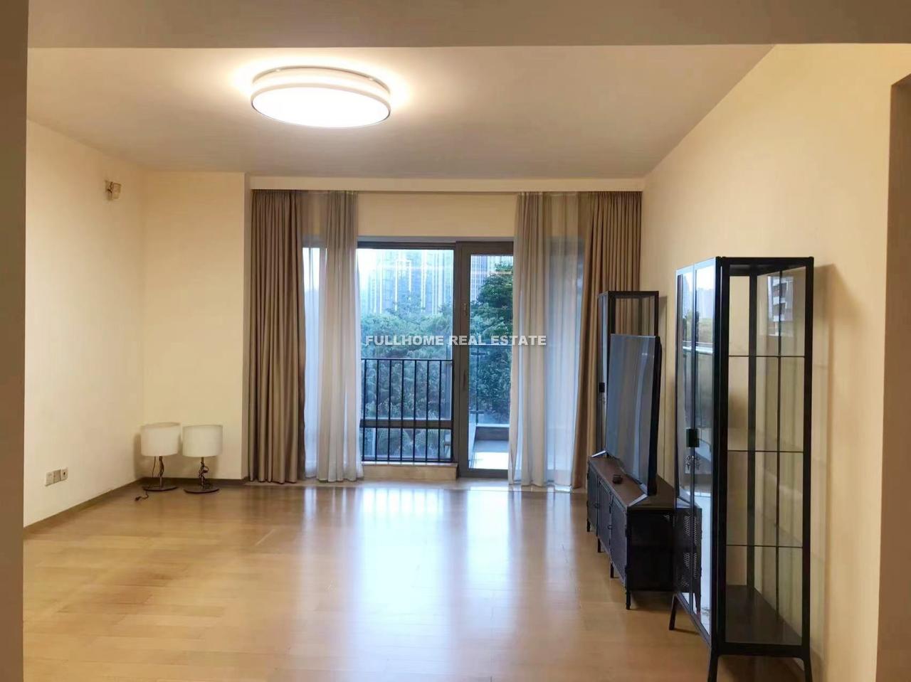 Same compound: The Cosmos, 3 bedrooms in Guangzhou