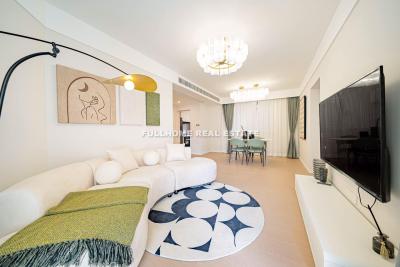 Same compound: Oriental Garden, 2 bedrooms in Shanghai