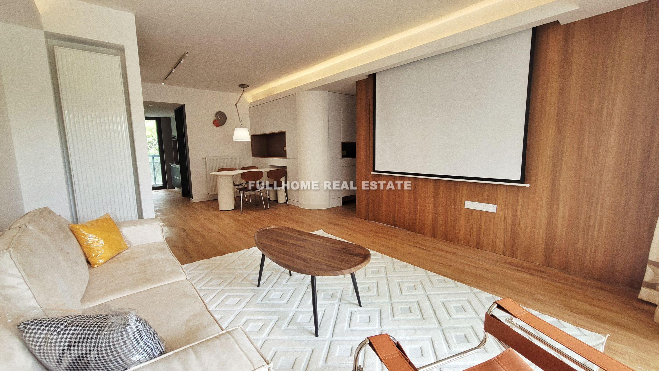 Same compound: Dang Dai Xin Hua, 3 bedrooms in Shanghai