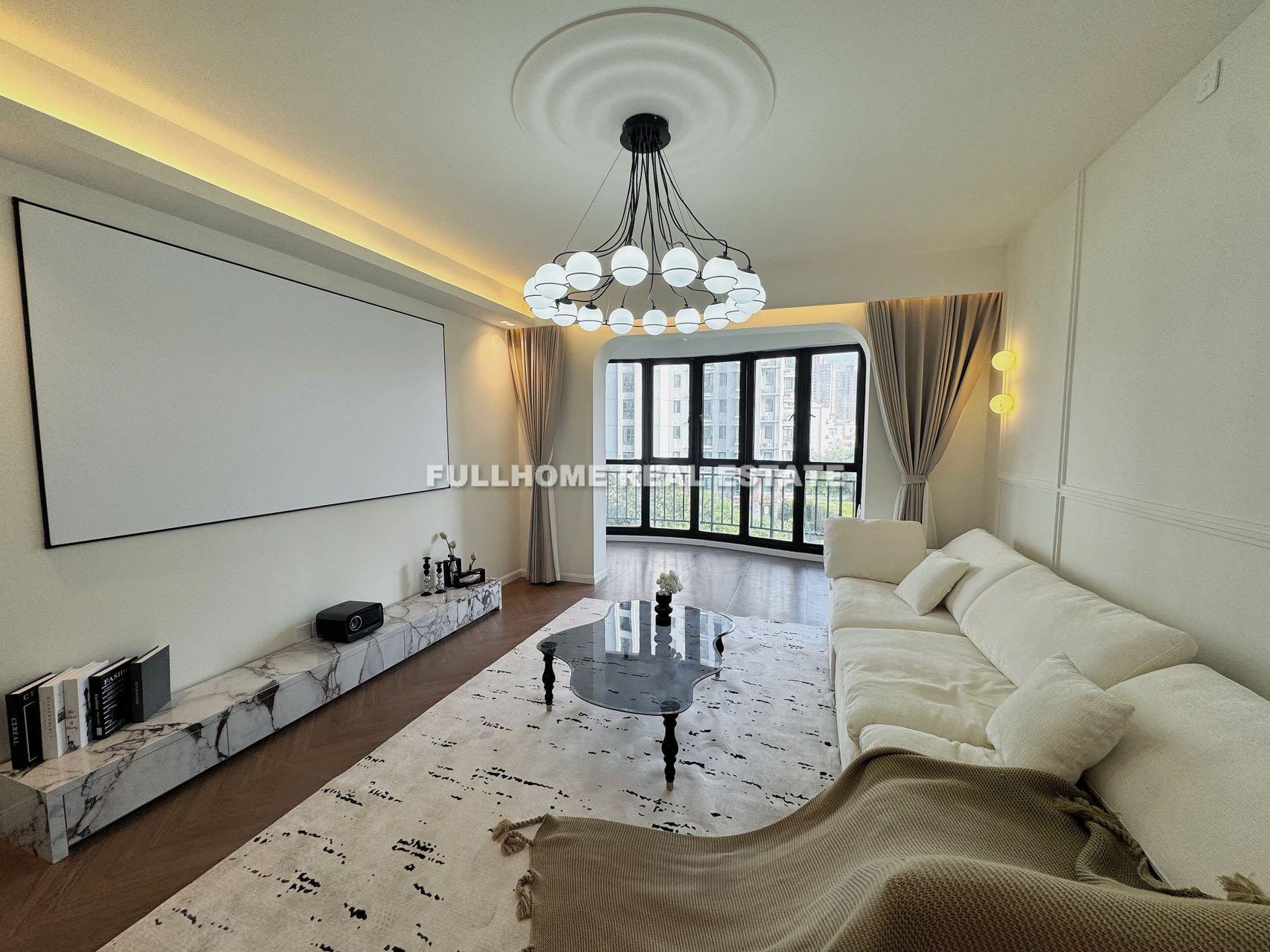 Similar property: Bin Jiang Ming Ren Yuan, 2 bedrooms, 120 sqm in Shanghai