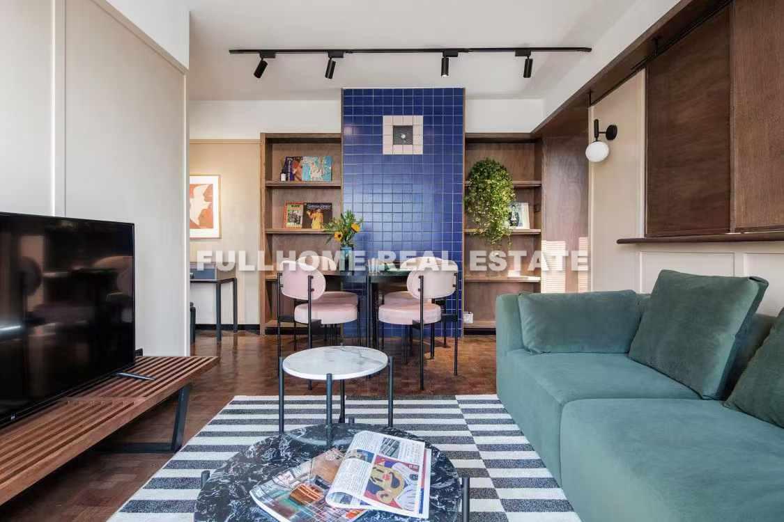 Same compound: Ai Jian Apartment, 1 bedrooms in Shanghai