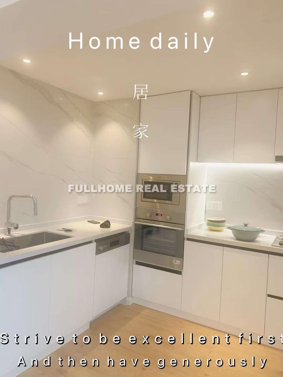 Similar property: Shimao Lakeside Garden, 3 bedrooms, 207 sqm in Shanghai
