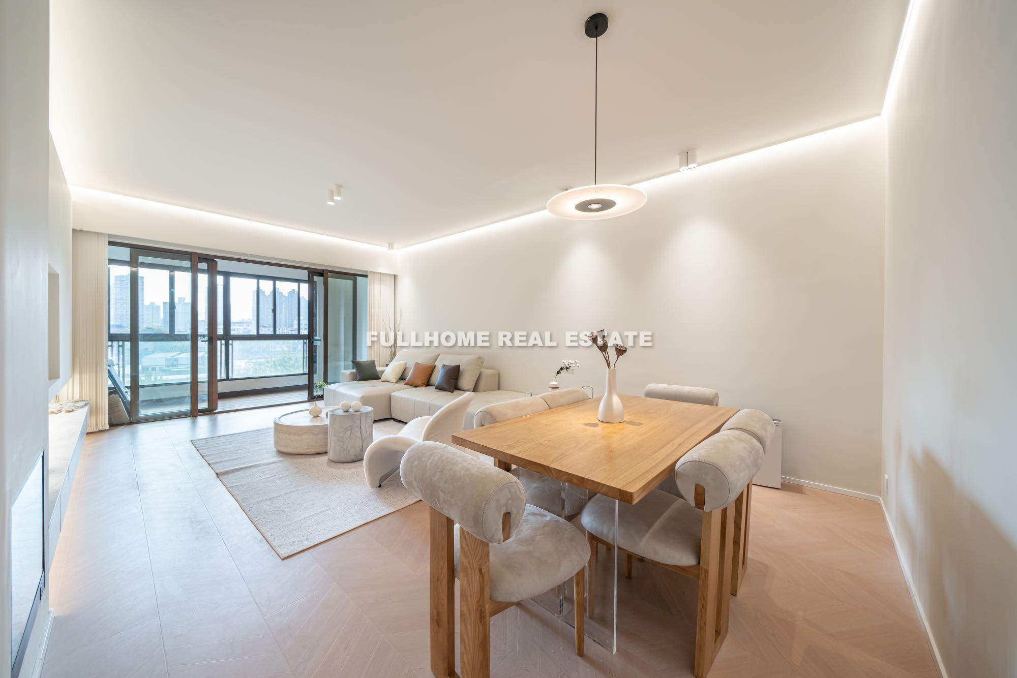 The Lakeville - 3 bedroom apartment in Shanghai, Xintiandi, Downtown