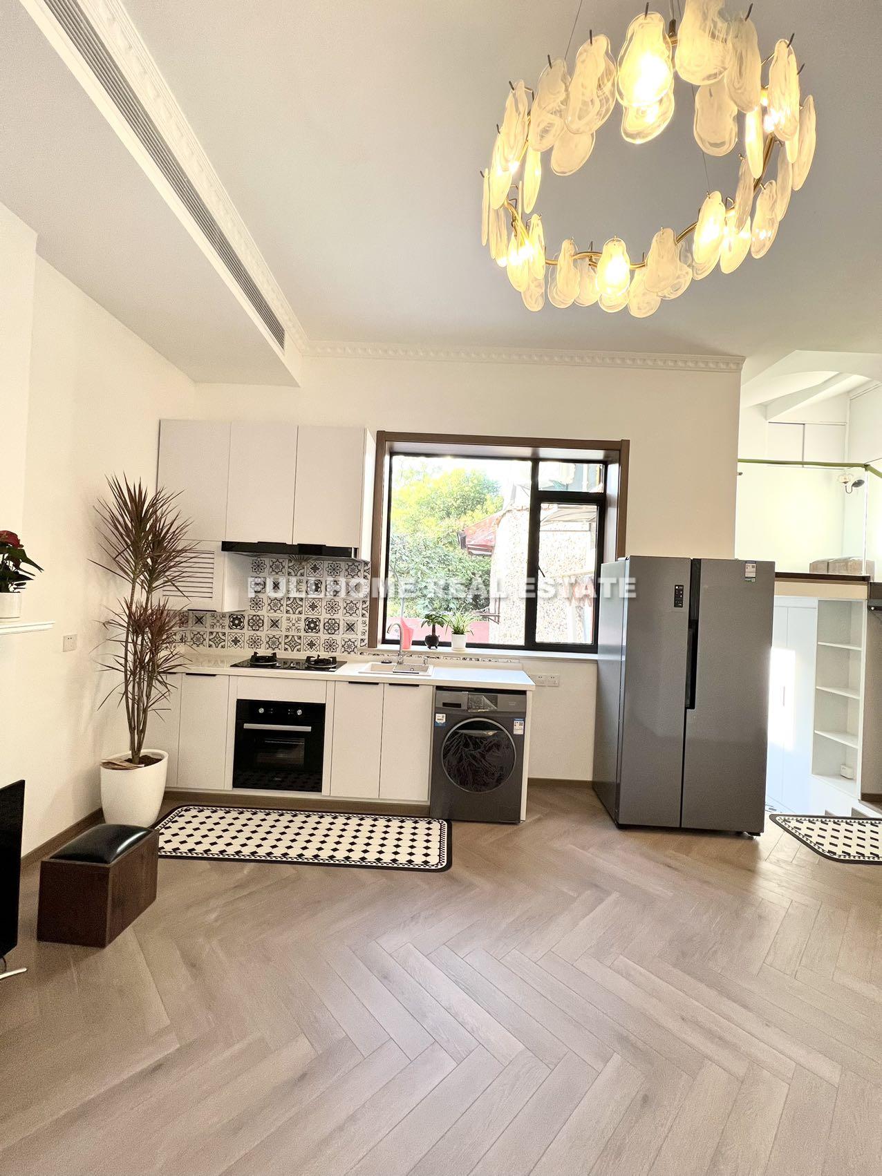 Lane 1-1000 South Shanxi Road Old House - Interior view 5, Shanghai rental property