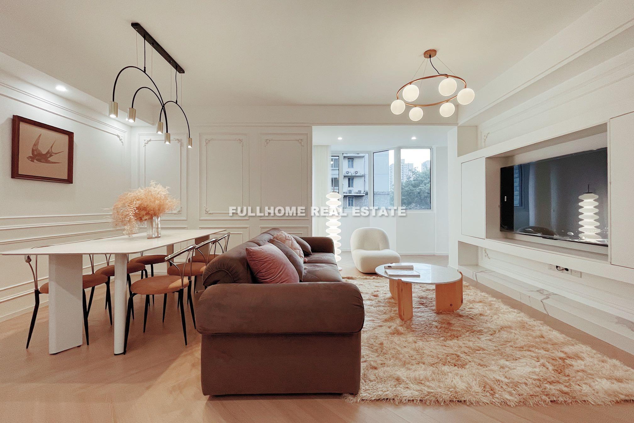 Same compound: Ruinan Garden, 2 bedrooms in Shanghai