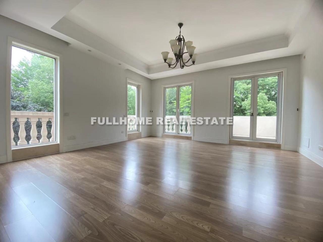 Willowbrook (The Greenhills Phase III) - 5 bedroom apartment in Shanghai, Jingqiao Green City, Pudong