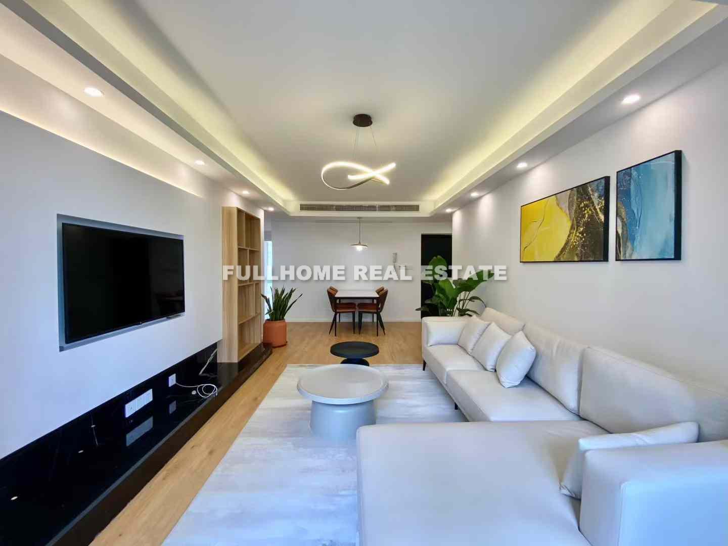First Block - 2 bedroom apartment in Shanghai, Jing An, Downtown