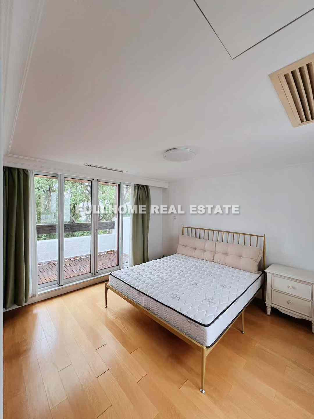 Vizcaya Villa - Interior view 8, Shanghai rental property