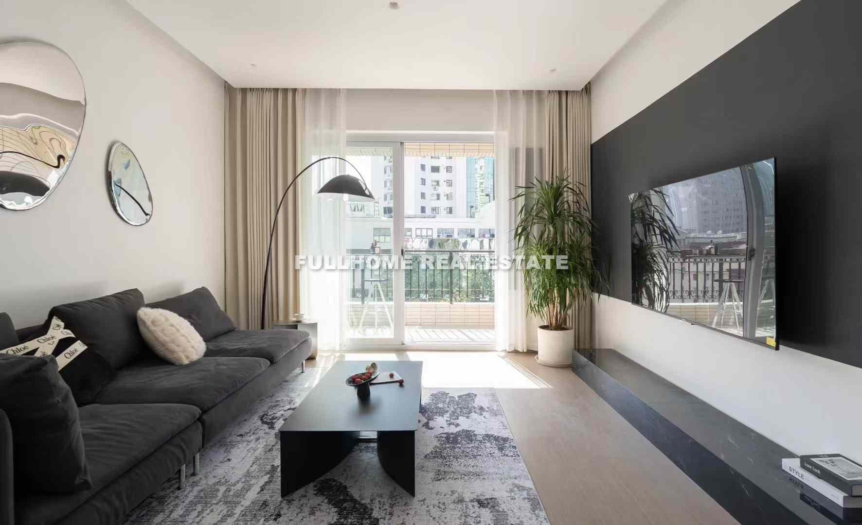 Top Of City - 2 bedroom apartment in Shanghai, People Square, Downtown