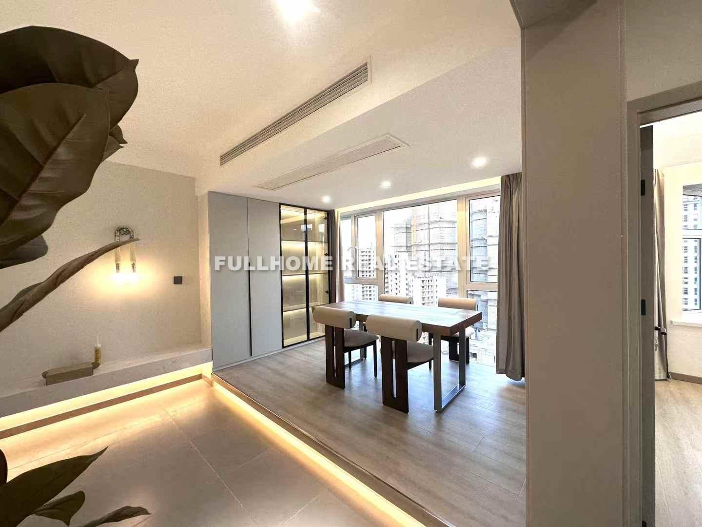 Same compound: Golden Homestead, 2 bedrooms in Shanghai