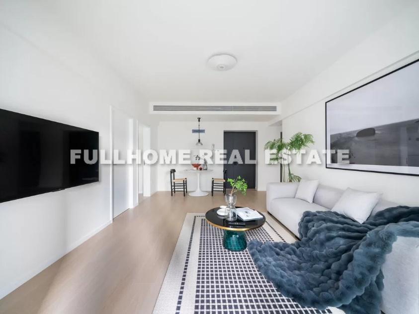 Same compound: Zhongfu City Phase Ⅱ, 2 bedrooms in Shanghai
