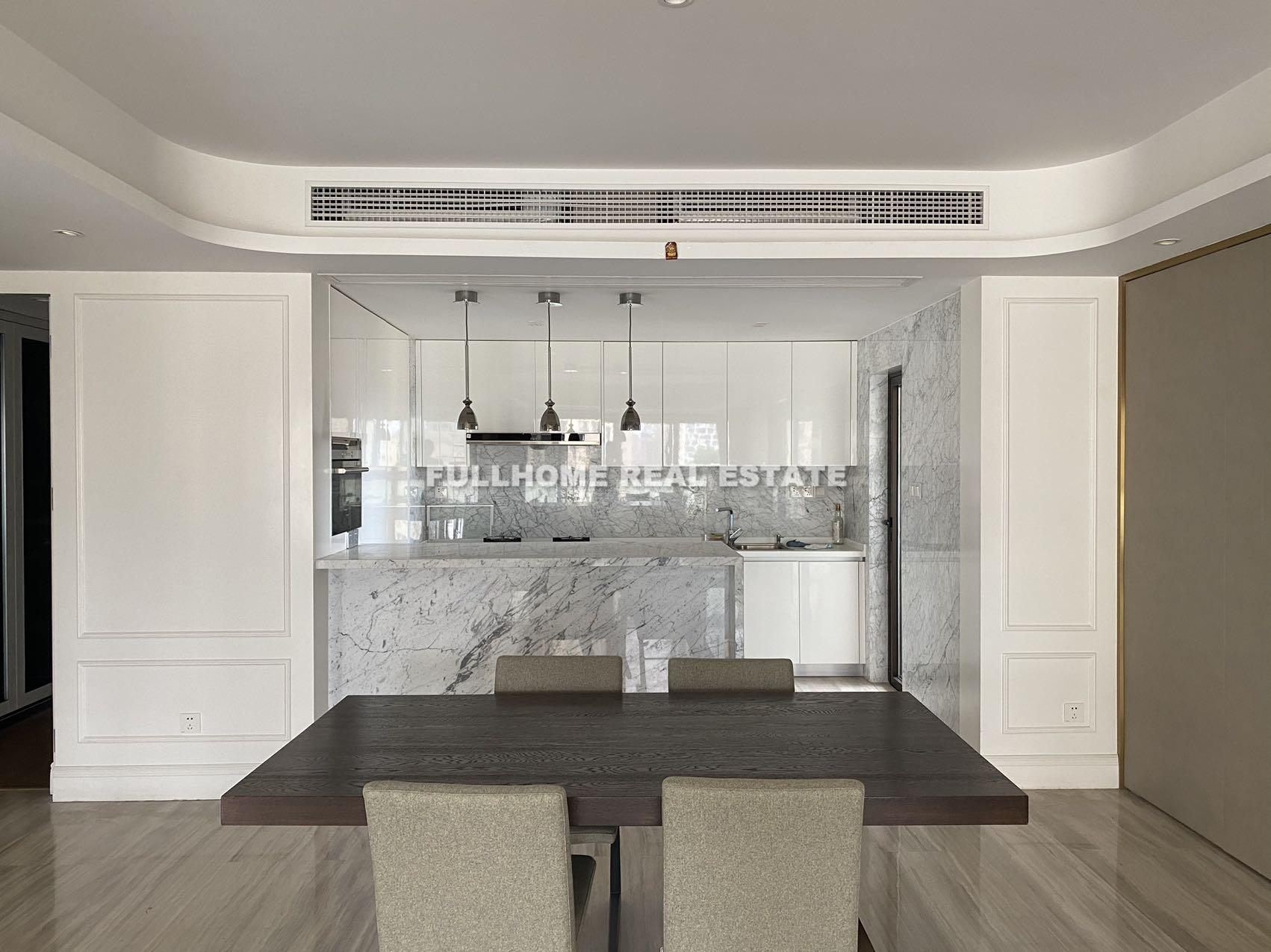 Similar property: Lakeville Regency, 3 bedrooms, 188 sqm in Shanghai