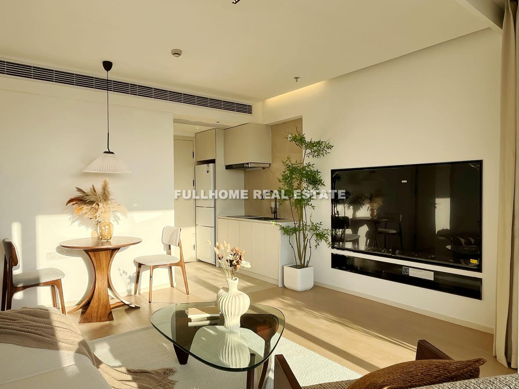 Same compound: Celebrity Garden, 1 bedrooms in Shanghai