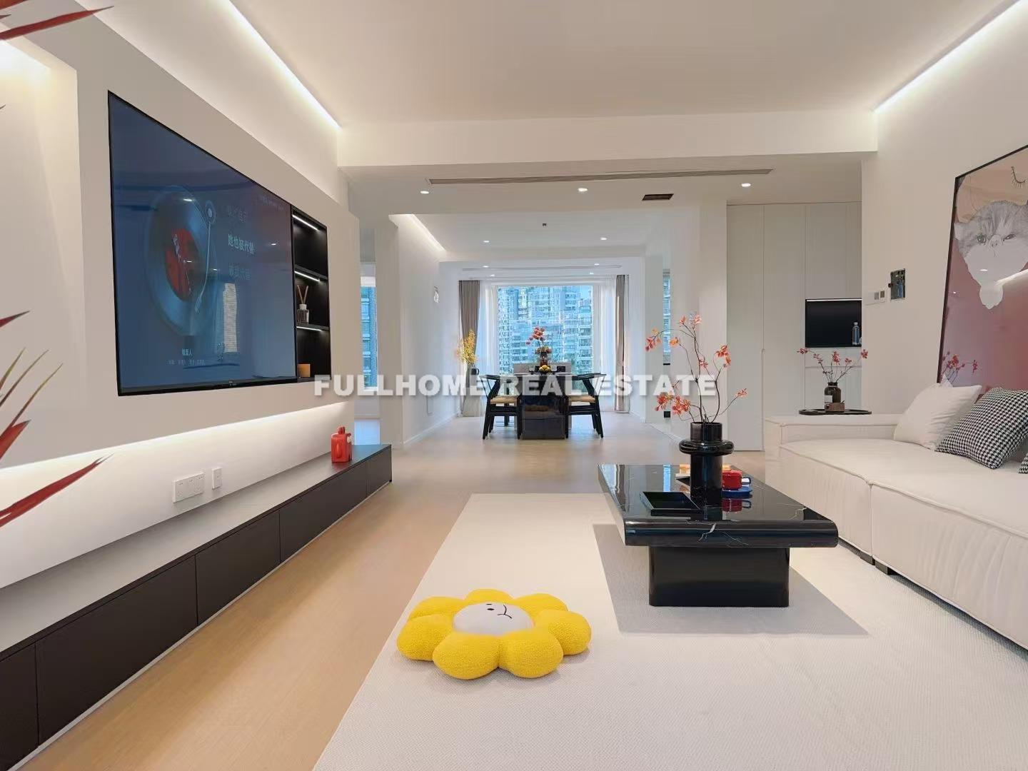 Dahua River Garden - 3 bedroom apartment in Shanghai, Putuo, Downtown