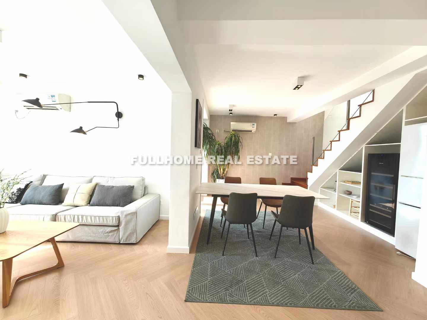 Same compound: Haisi Mansion, 3 bedrooms in Shanghai
