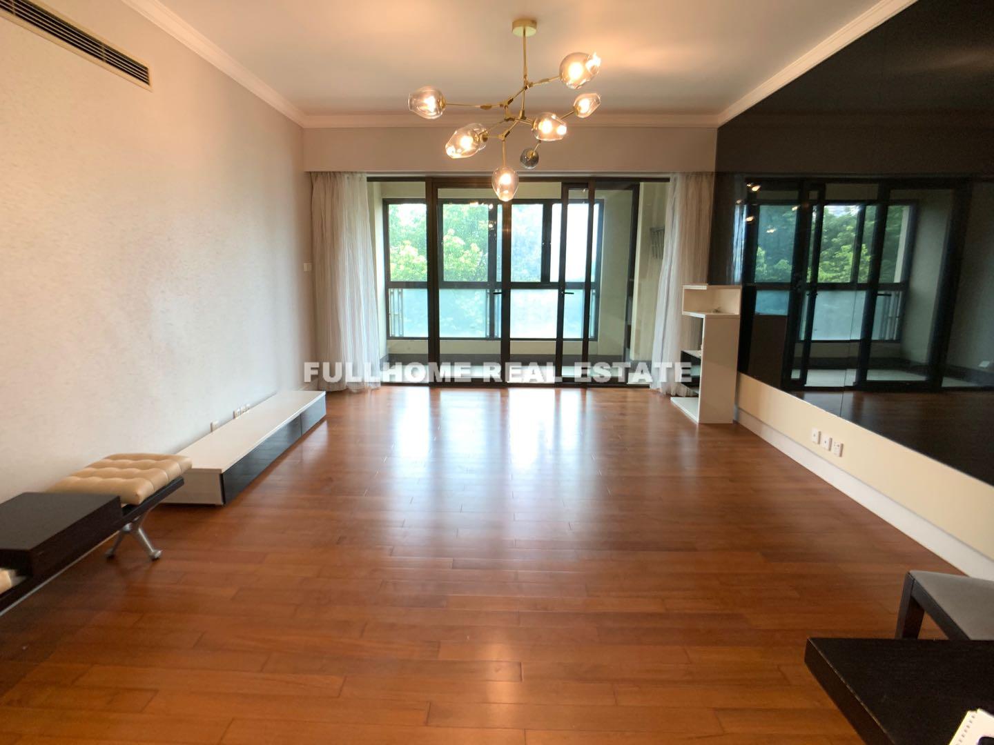 Lakeville Regency - 3 bedroom apartment in Shanghai, Xintiandi, Downtown
