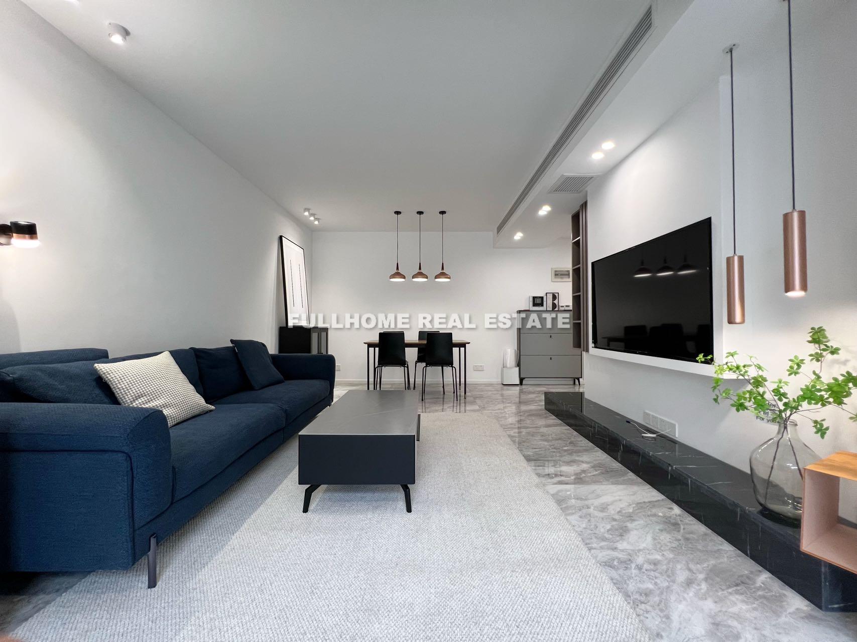 Same compound: Jingan Sunshine City, 1 bedrooms in Shanghai