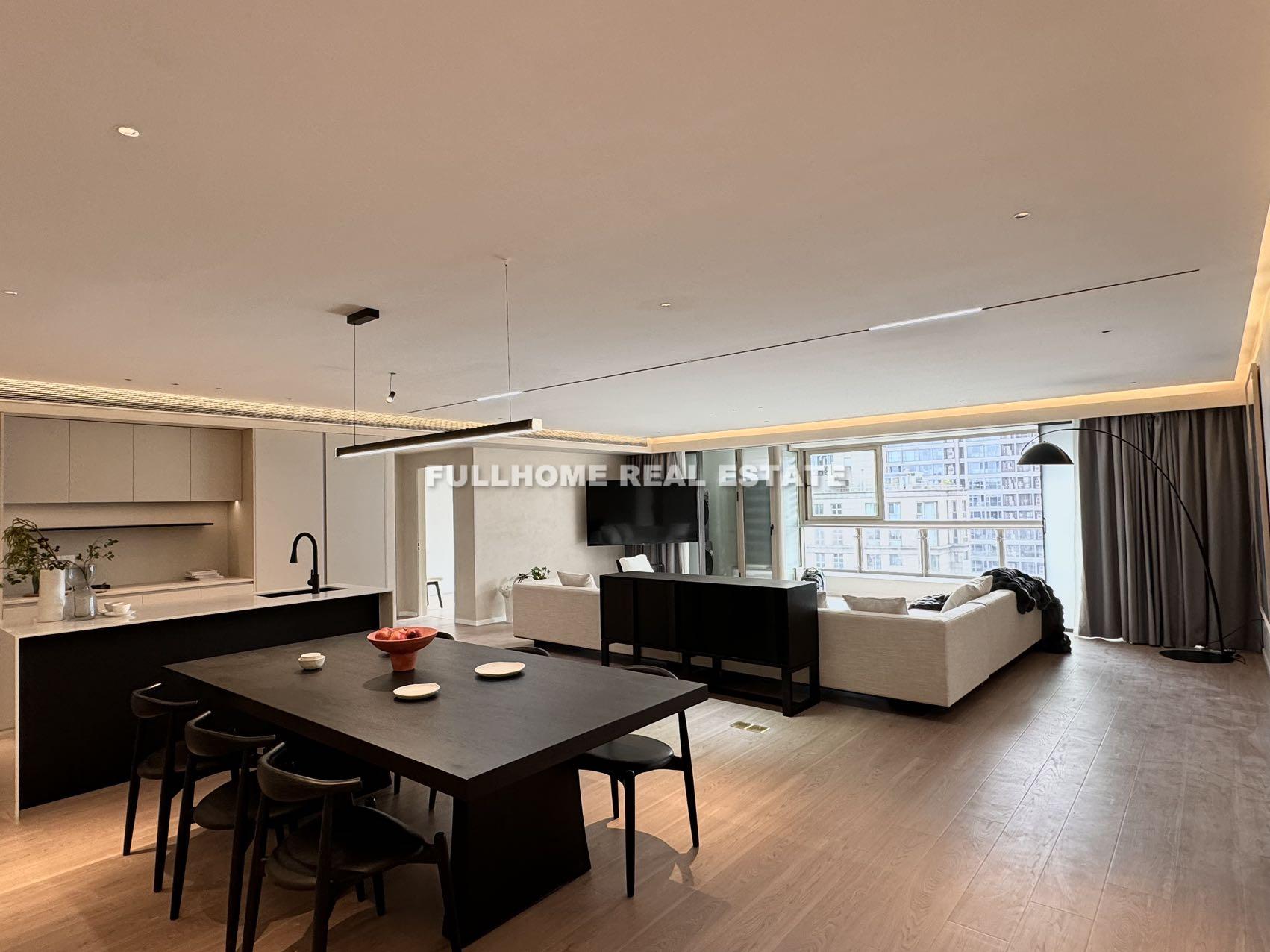 Same compound: One Sino Park, 4 bedrooms in Shanghai