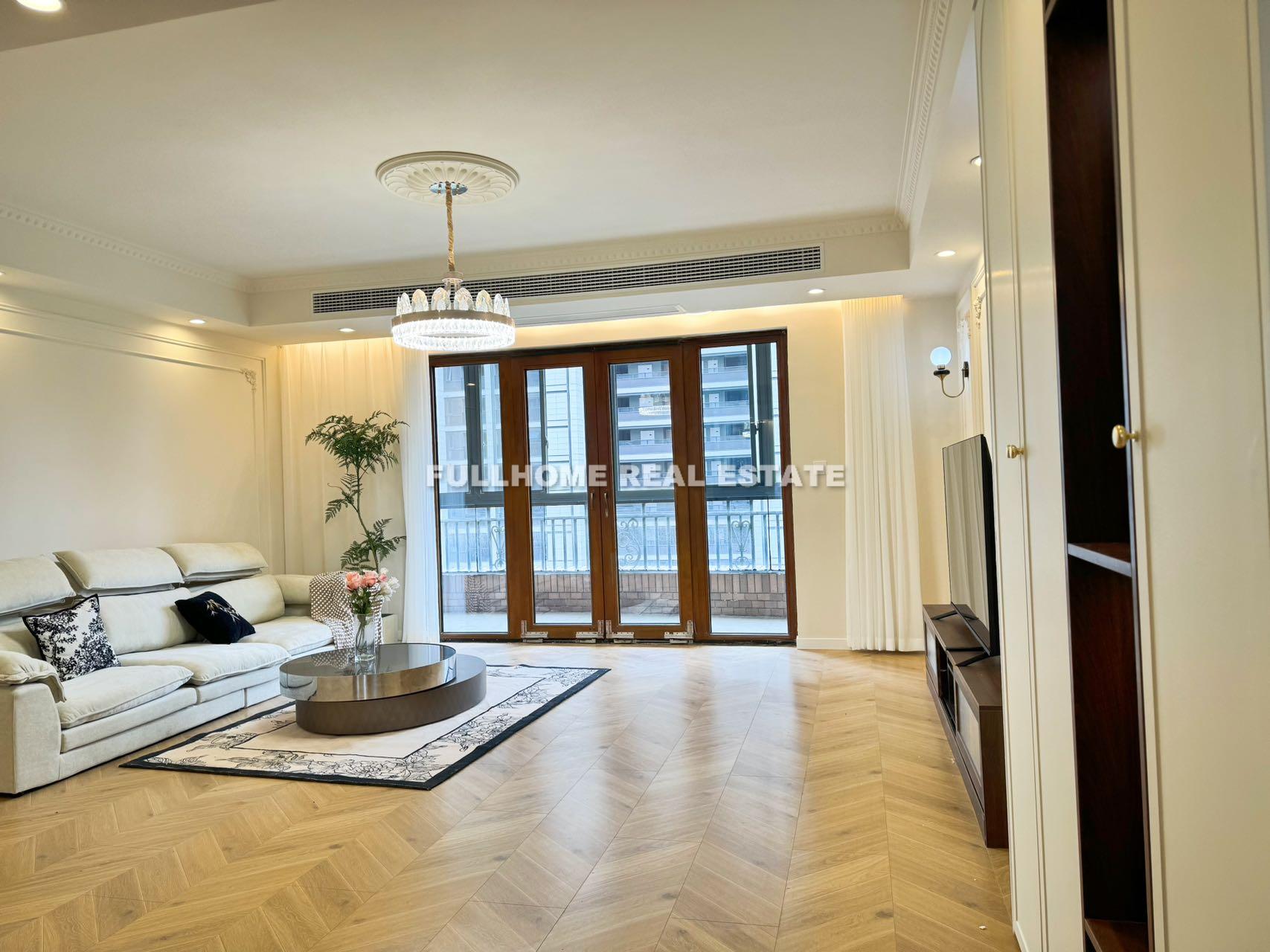 Gubei International Plaza - 3 bedroom apartment in Shanghai, Gubei, Hongqiao