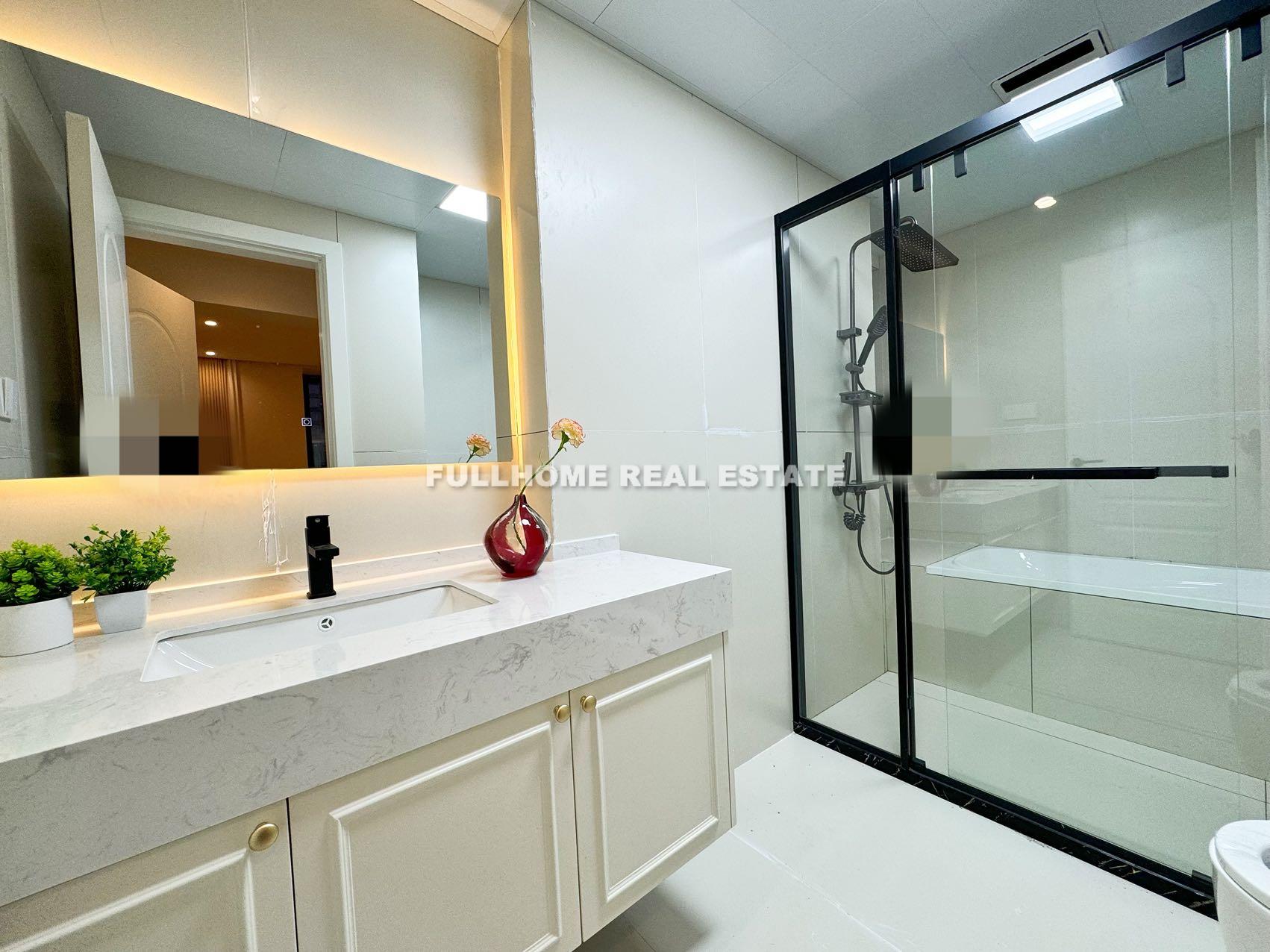 Gubei International Plaza - Interior view 12, Shanghai rental property