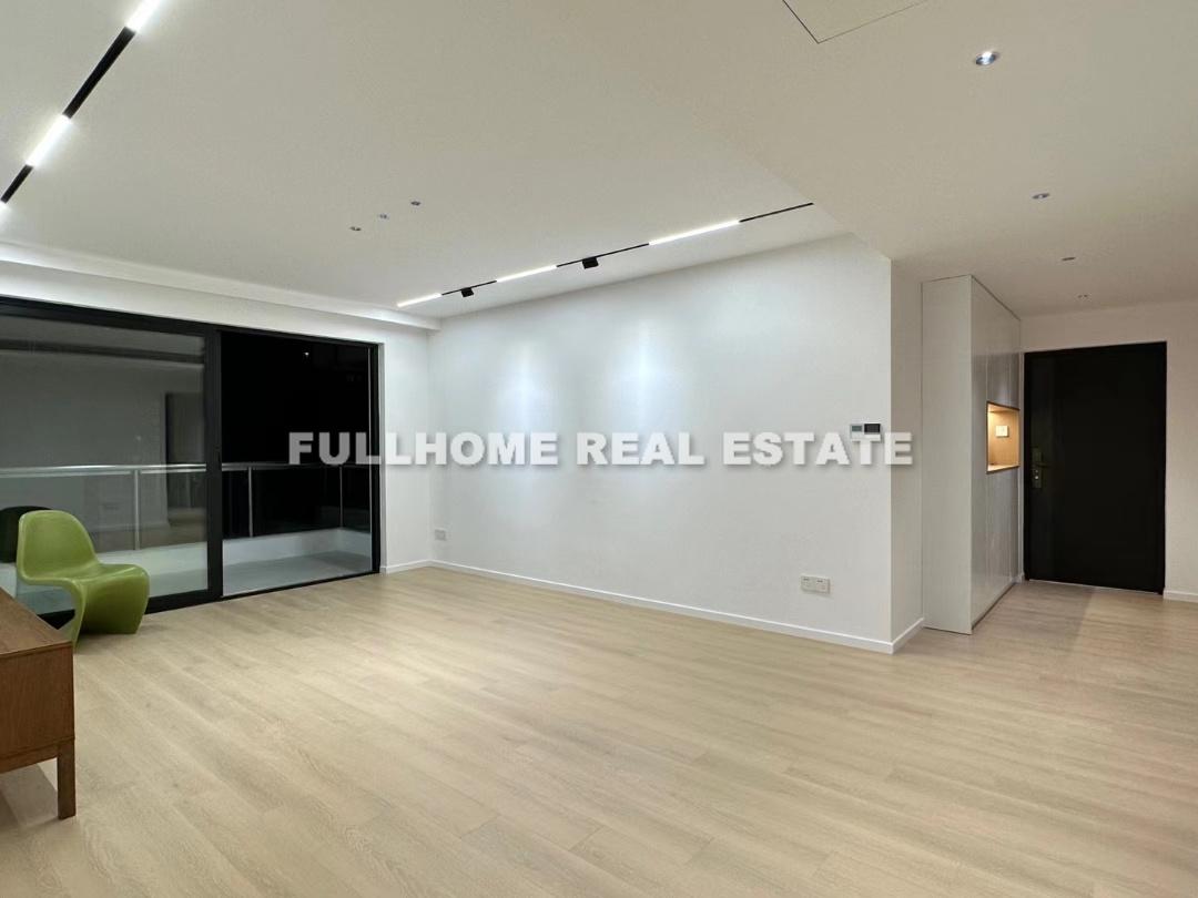 Yang Guang Ming Du - 3 bedroom apartment in Shanghai, Downtown, Downtown