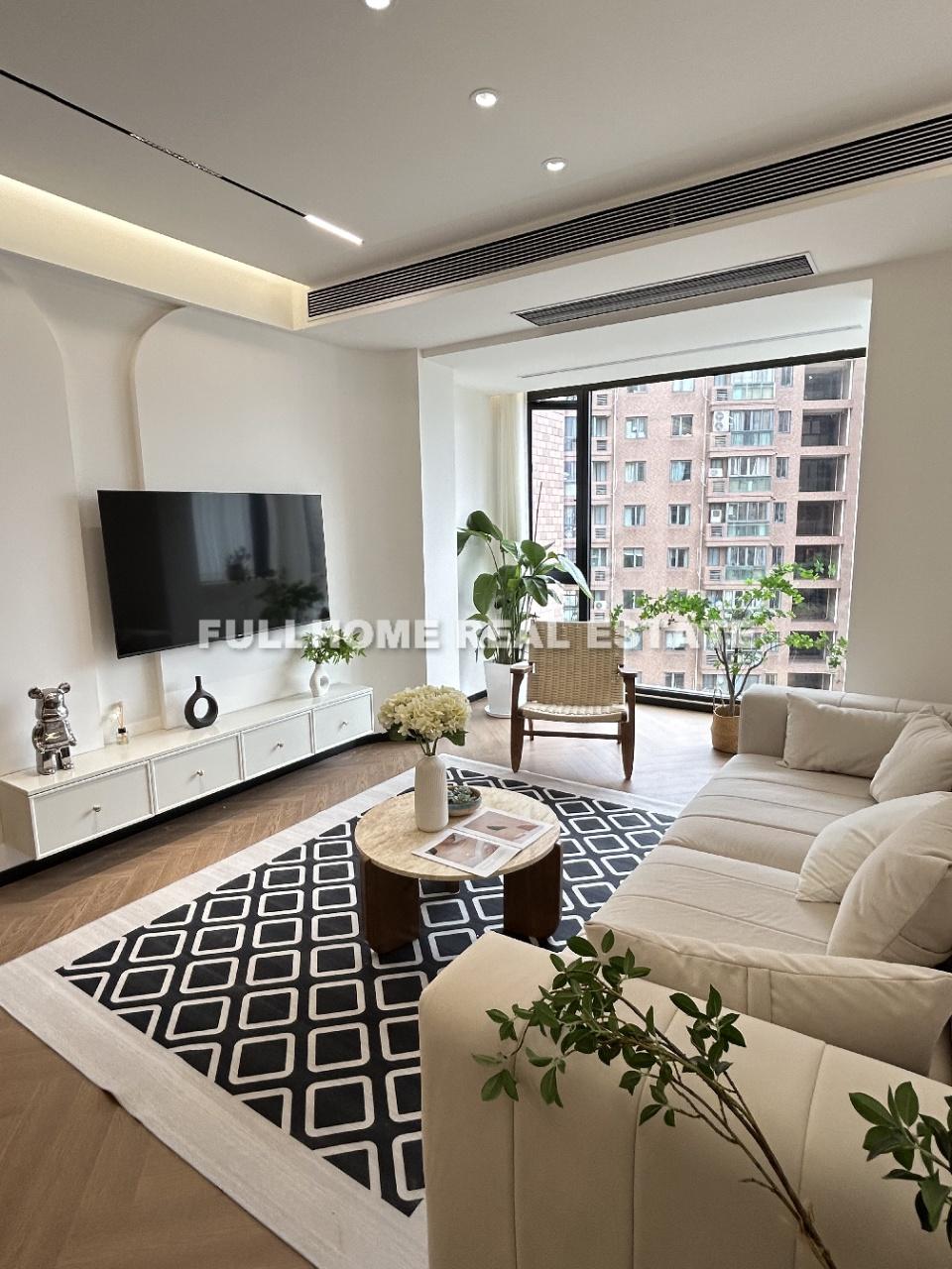 Xin Tian Di Riverside Garden - 1 bedroom apartment in Shanghai, Gubei, Hongqiao