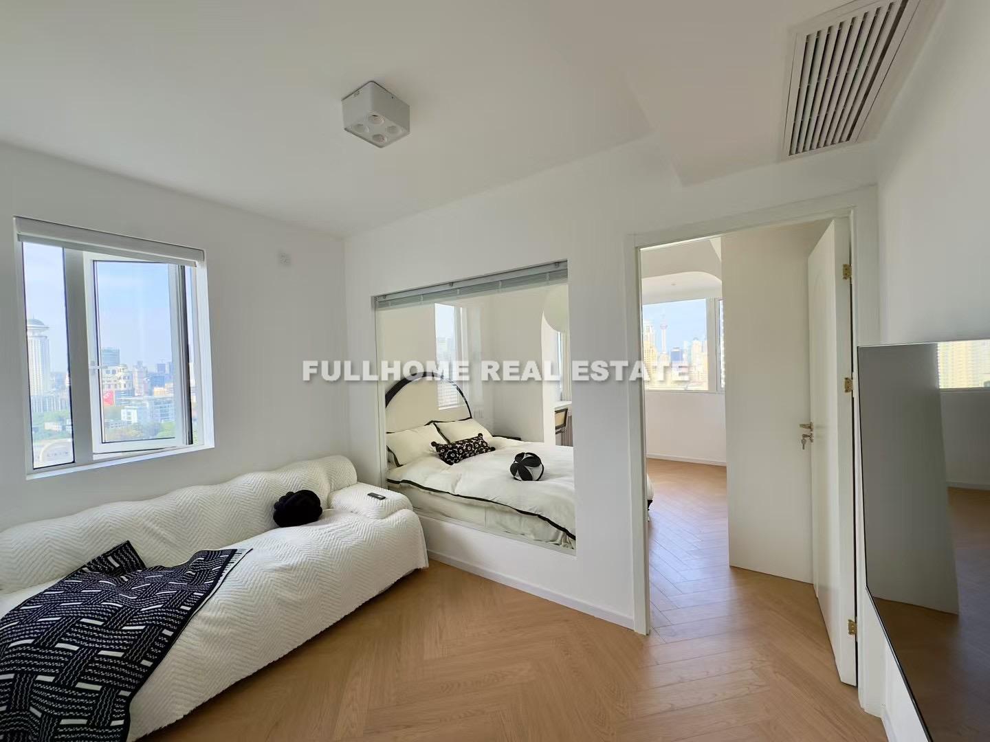 Huai Hai Mansion - 2 bedroom apartment in Shanghai, People Square, Downtown