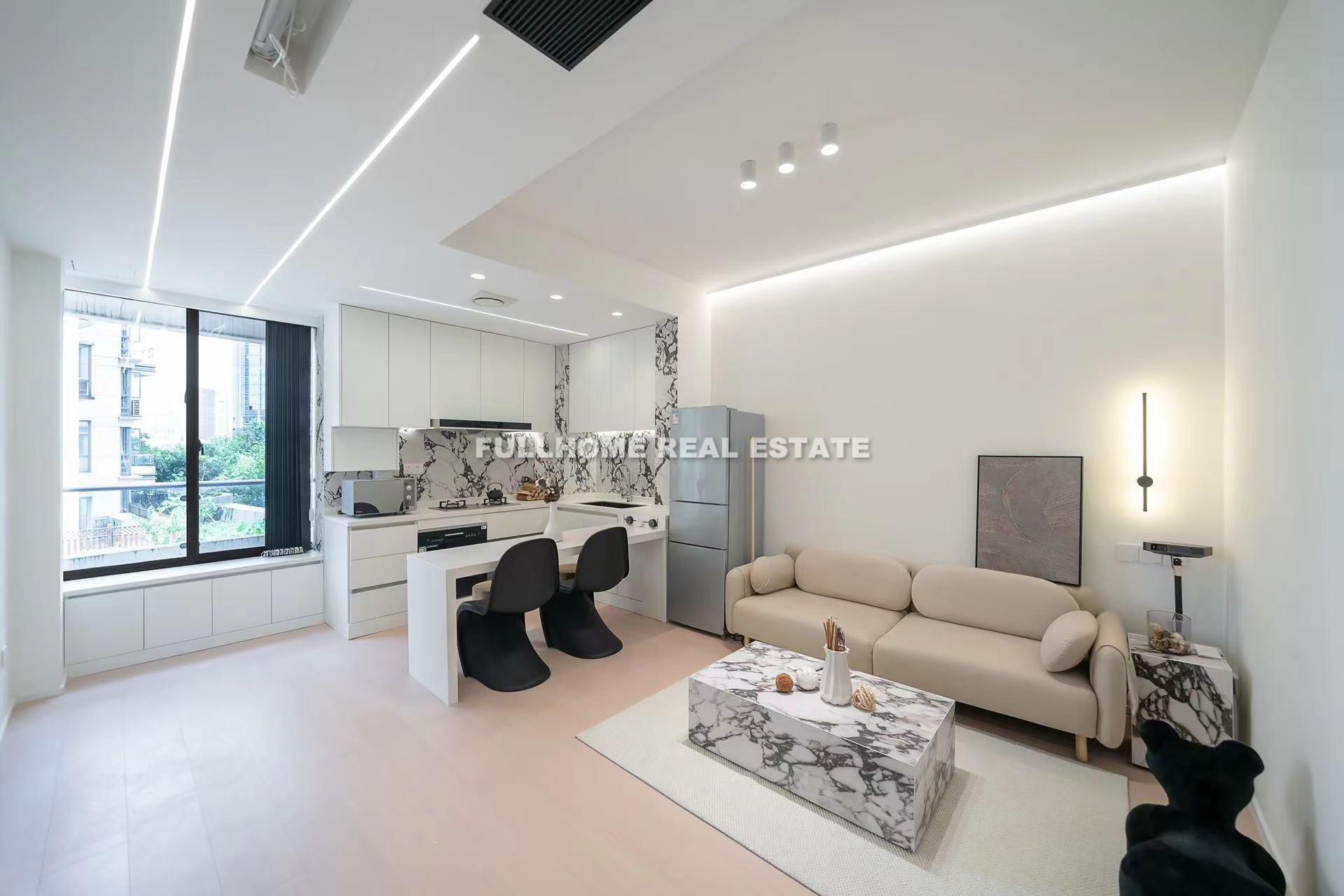Top Of City - 1 bedroom apartment in Shanghai, People Square, Downtown