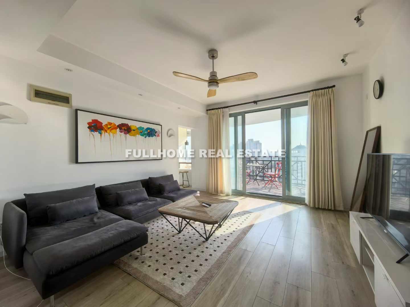 Same compound: Ai Jian Yuan, 3 bedrooms in Shanghai