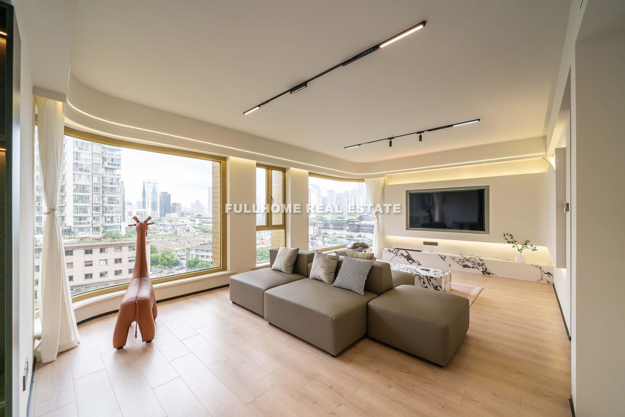 Same compound: Sun Wonderland, 4 bedrooms in Shanghai