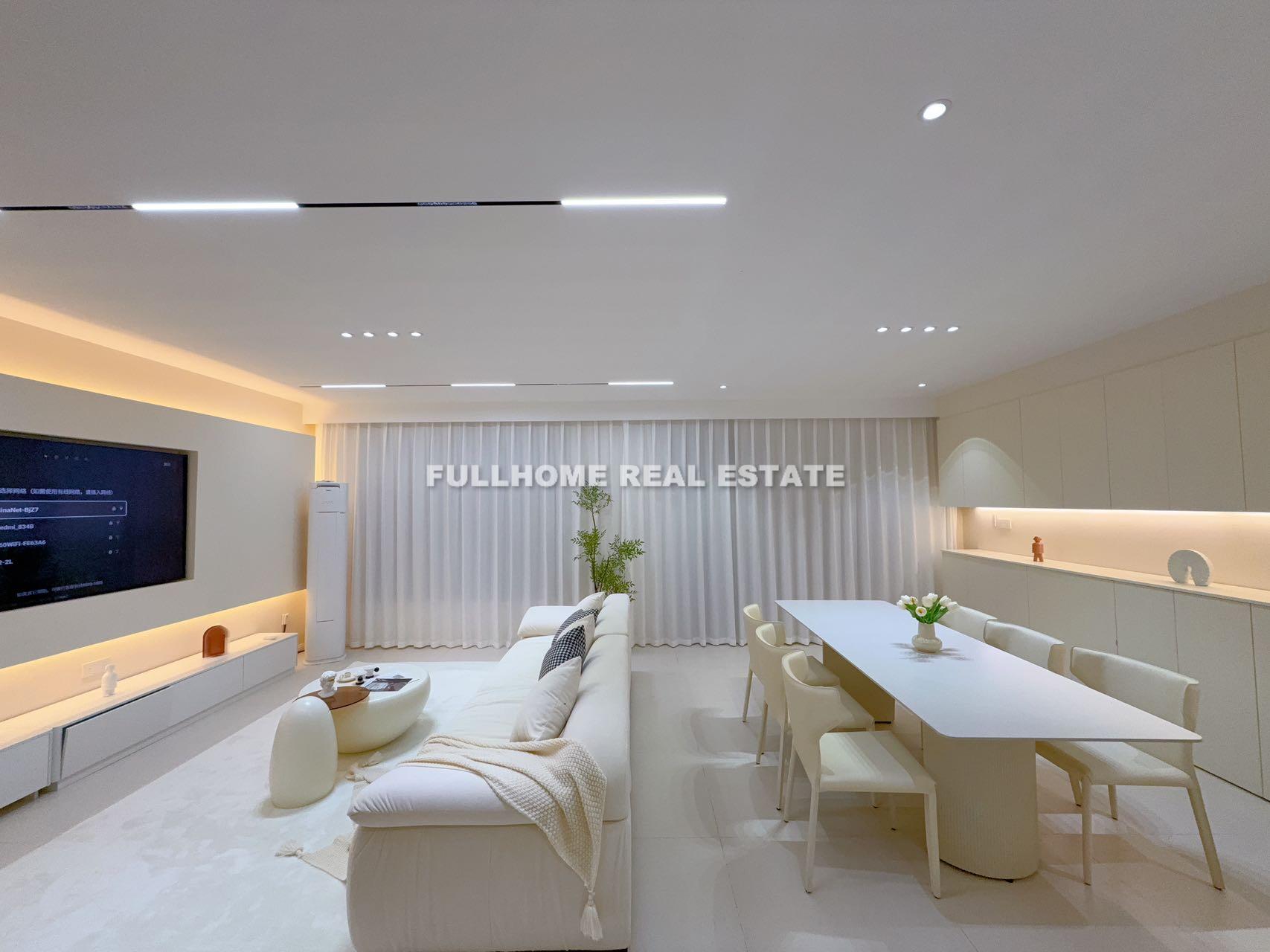 Same compound: West Jia Hua Garden, 6 bedrooms in Shanghai