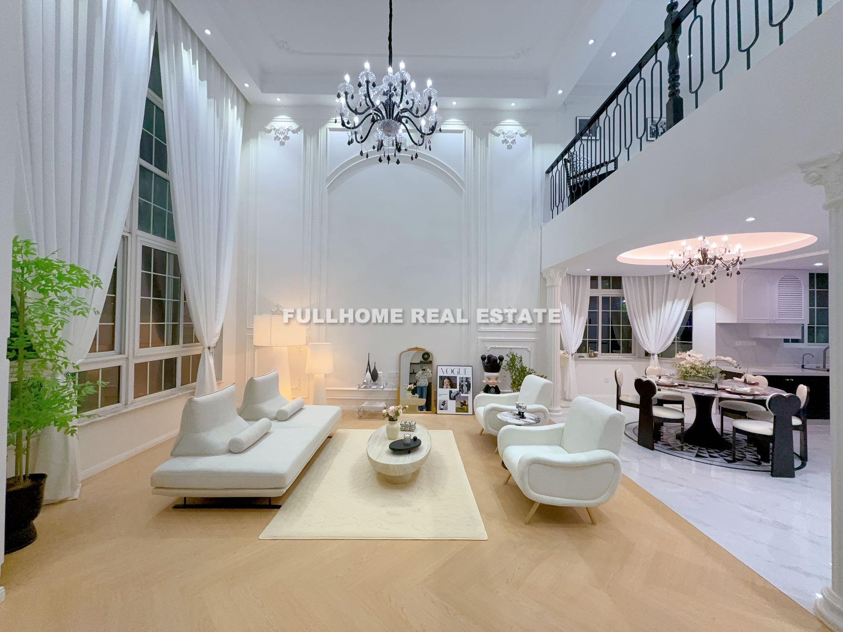 Same compound: An Sheng Villas / Prosperity Villa, 5 bedrooms in Shanghai
