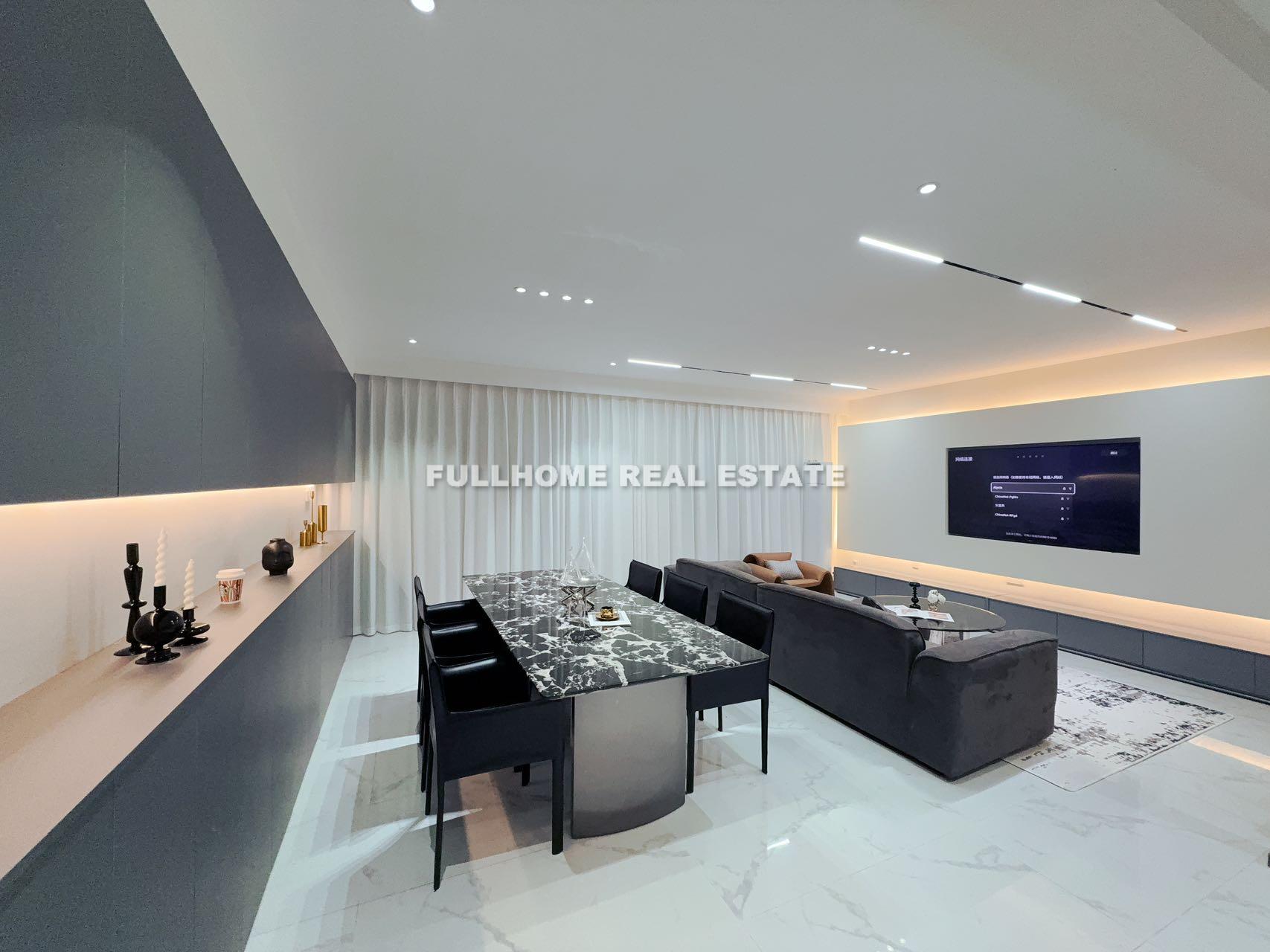 West Jia Hua Garden - 6 bedroom apartment in Shanghai, Qingpu, Suburb