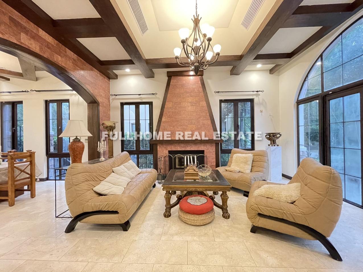 Similar property: Rancho Santa Fe, 5 bedrooms, 304 sqm in Shanghai