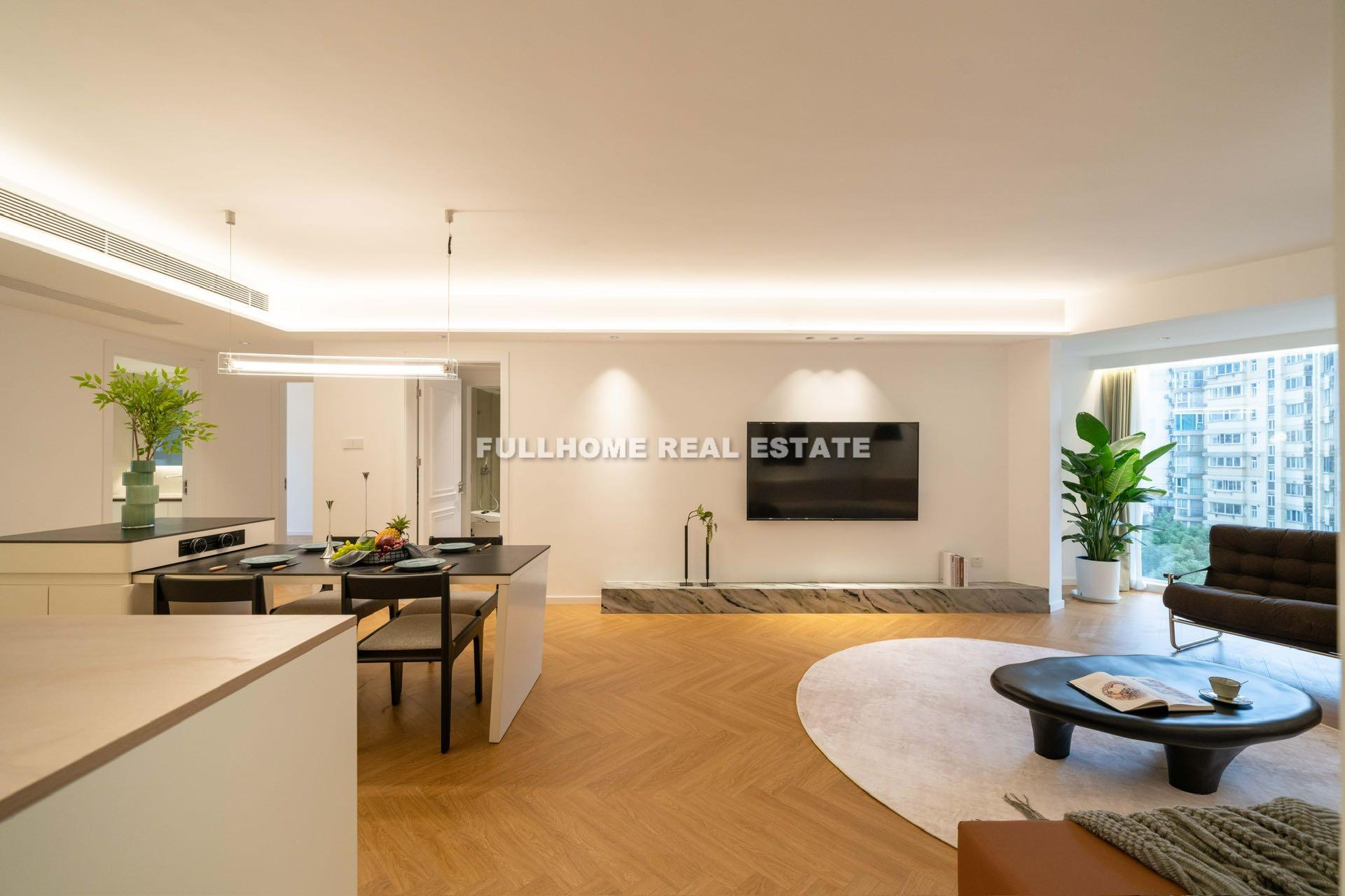 Same compound: Wen Ding Tian Xia Yuan, 3 bedrooms in Shanghai
