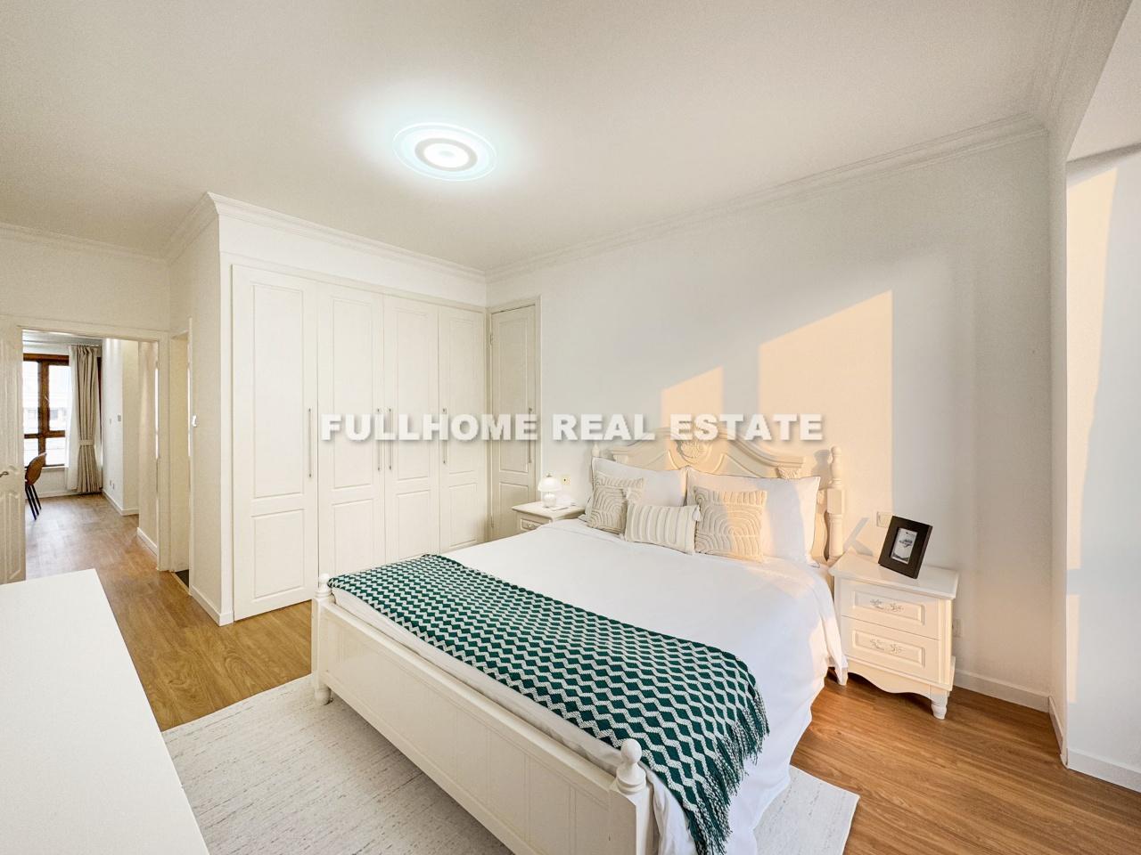 Gubei International Plaza - Interior view 3, Shanghai rental property