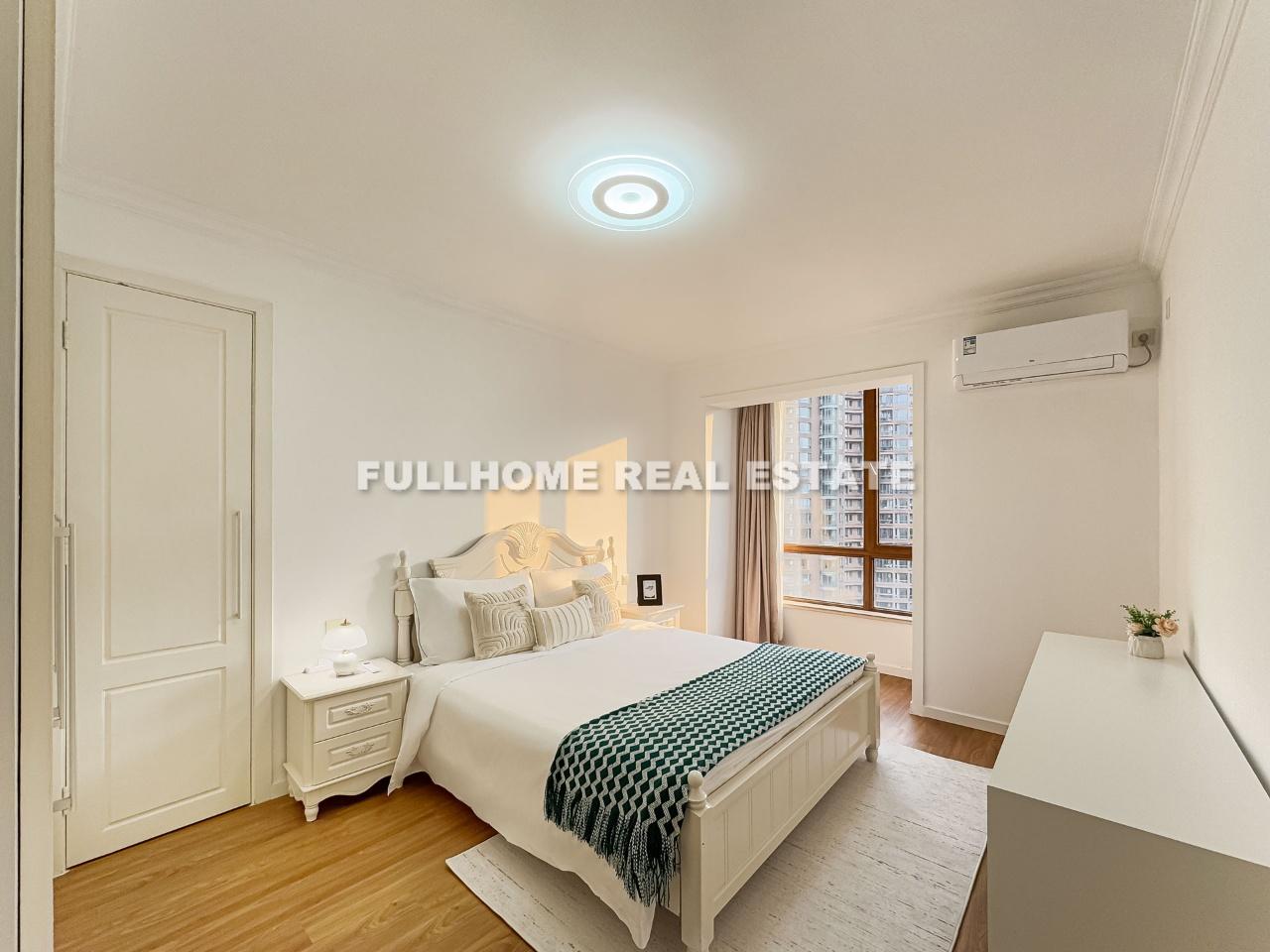 Gubei International Plaza - Interior view 2, Shanghai rental property
