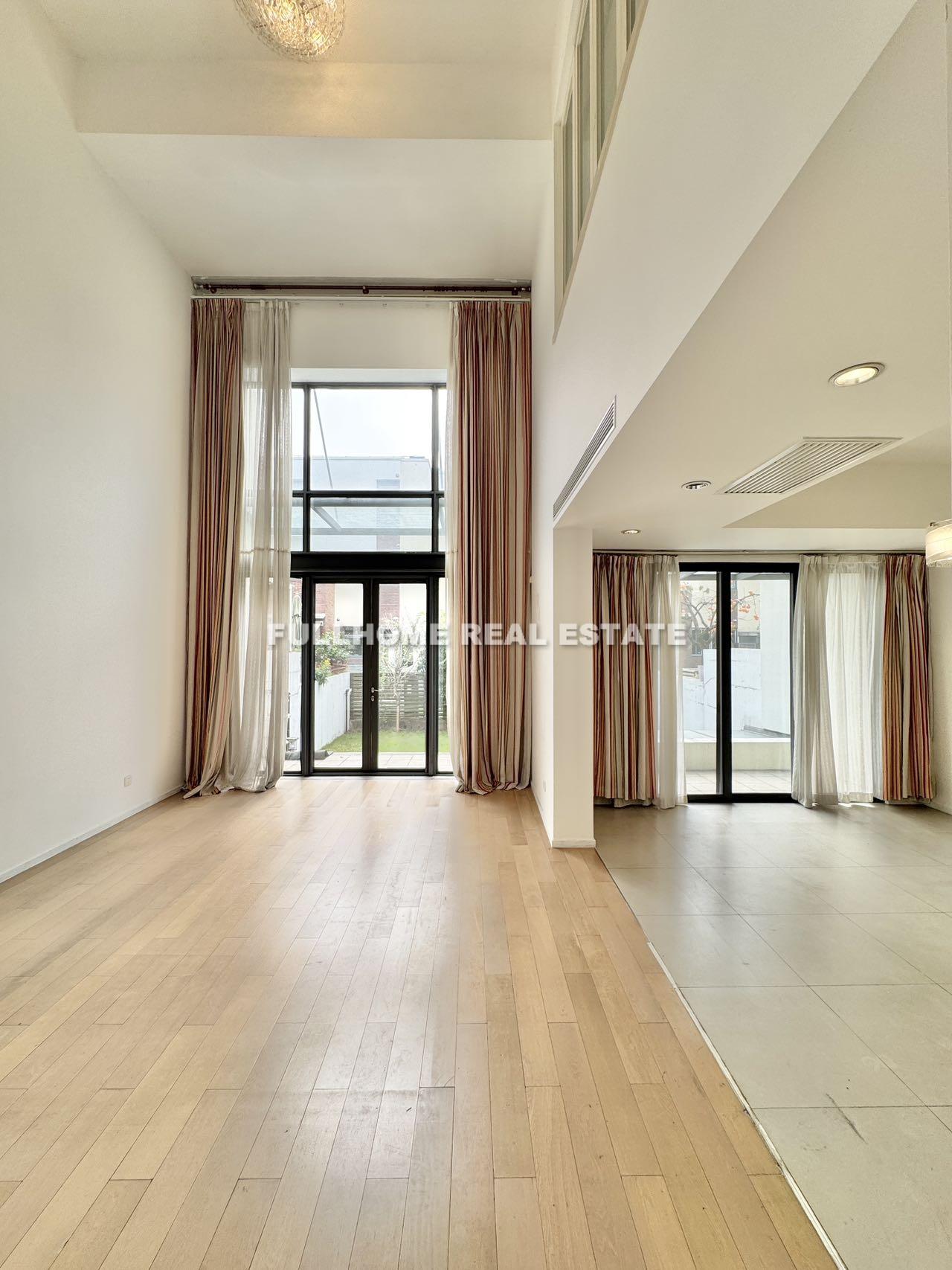 Similar property: Westwood Green, 4 bedrooms, 316 sqm in Shanghai