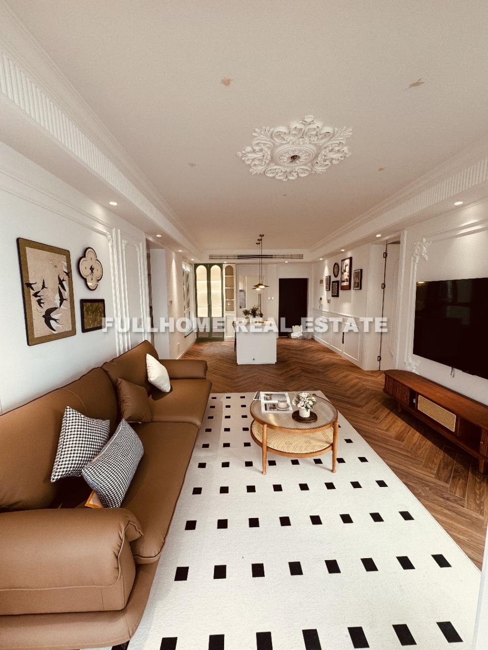 Similar property: LaDoll International City, 2 bedrooms, 120 sqm in Shanghai