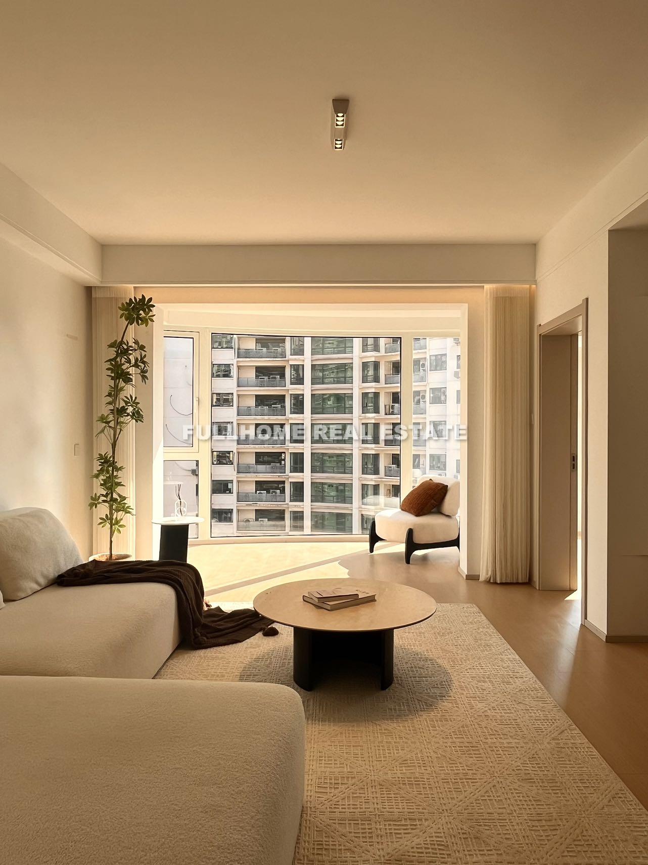 Zhong Yuan Liang Wan Cheng - 2 bedroom apartment in Shanghai, Putuo, Downtown