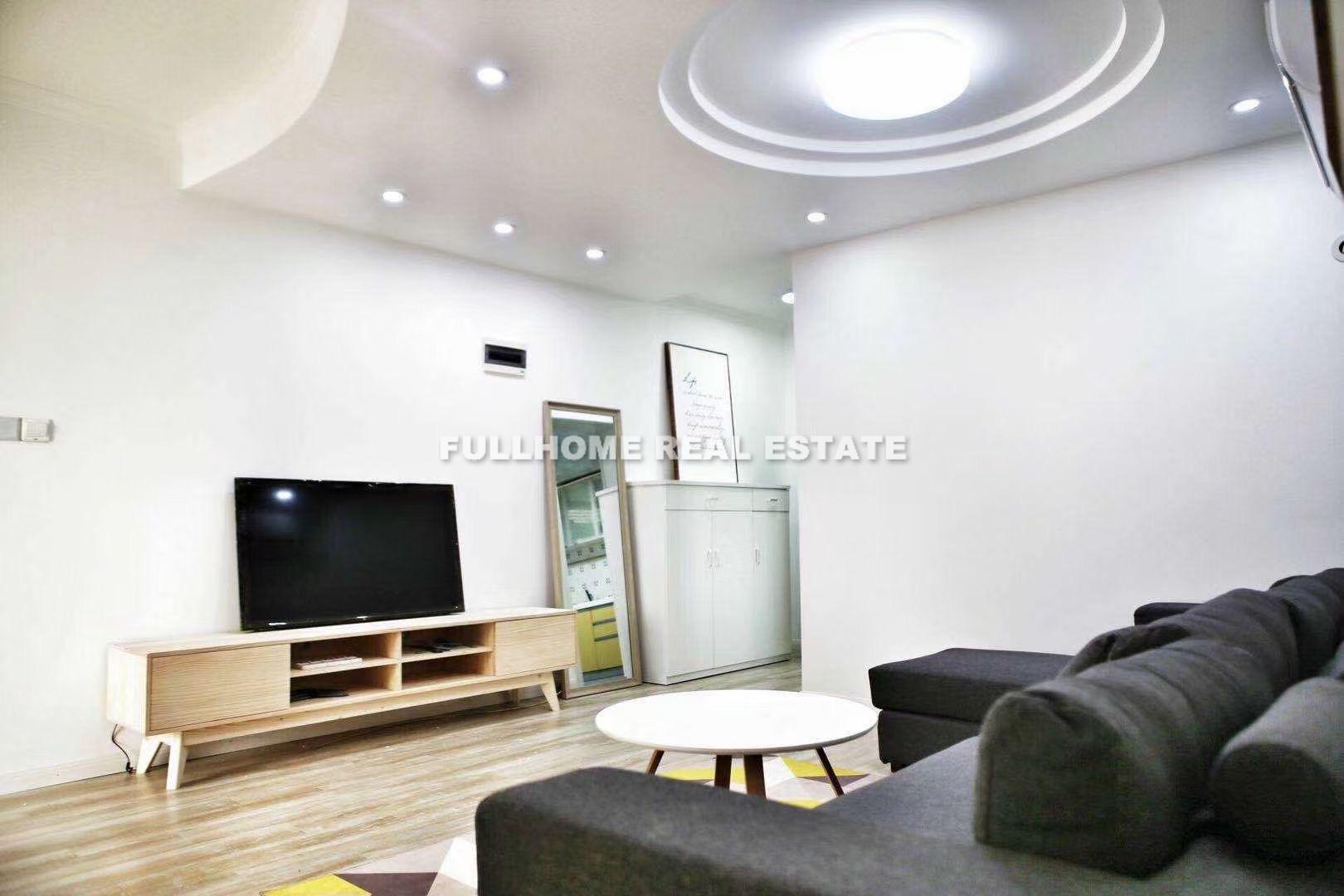 Hongtai Apartment - 4 bedroom apartment in Shanghai, People Square, Downtown