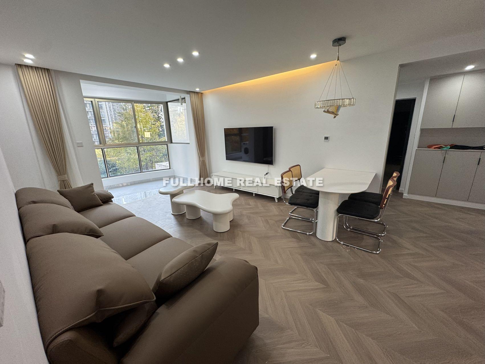 Xinhu Mingzhu City - 2 bedroom apartment in Shanghai, Downtown, Downtown
