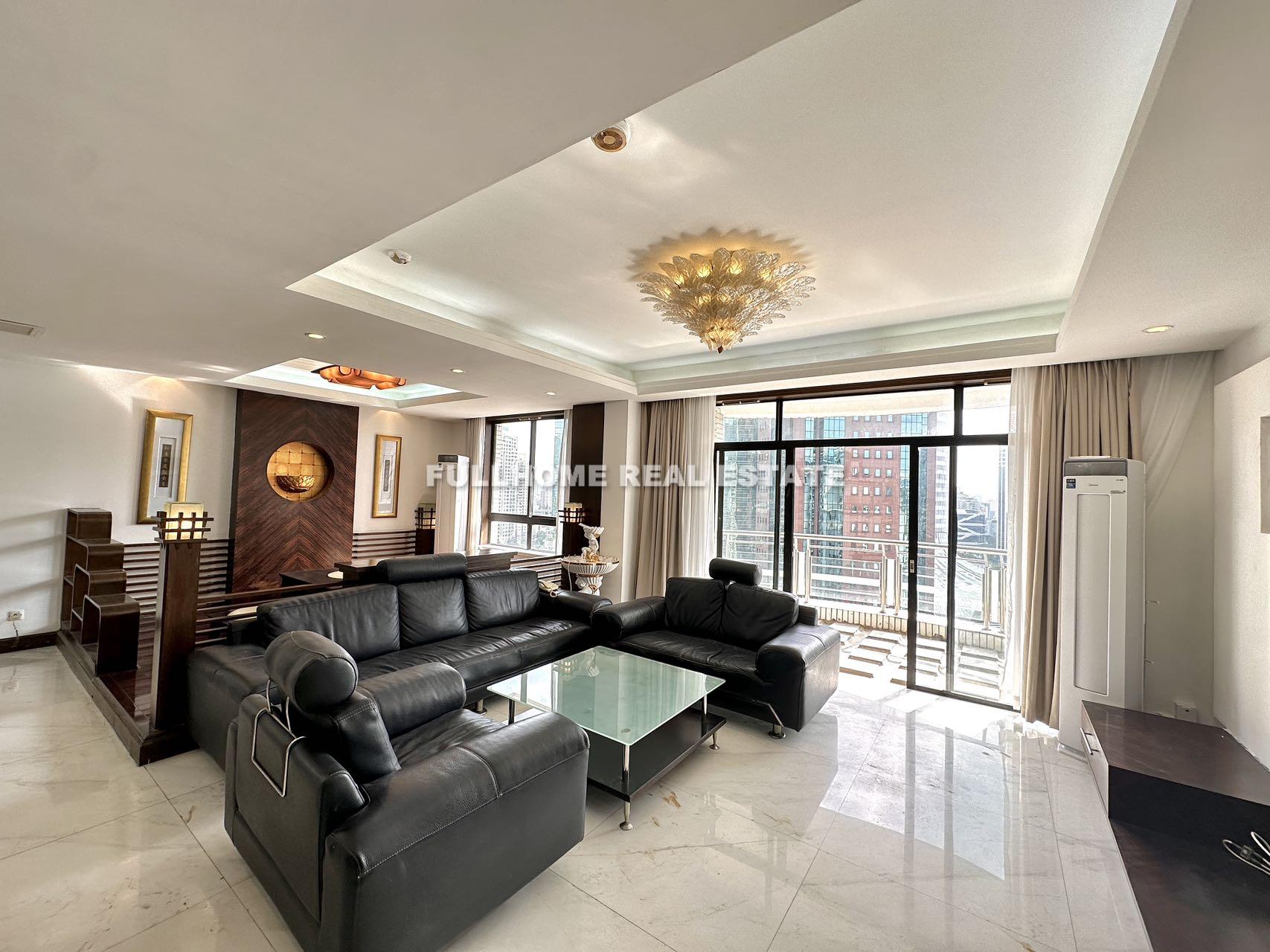 Same compound: Hongqiao Cui Ting, 4 bedrooms in Shanghai