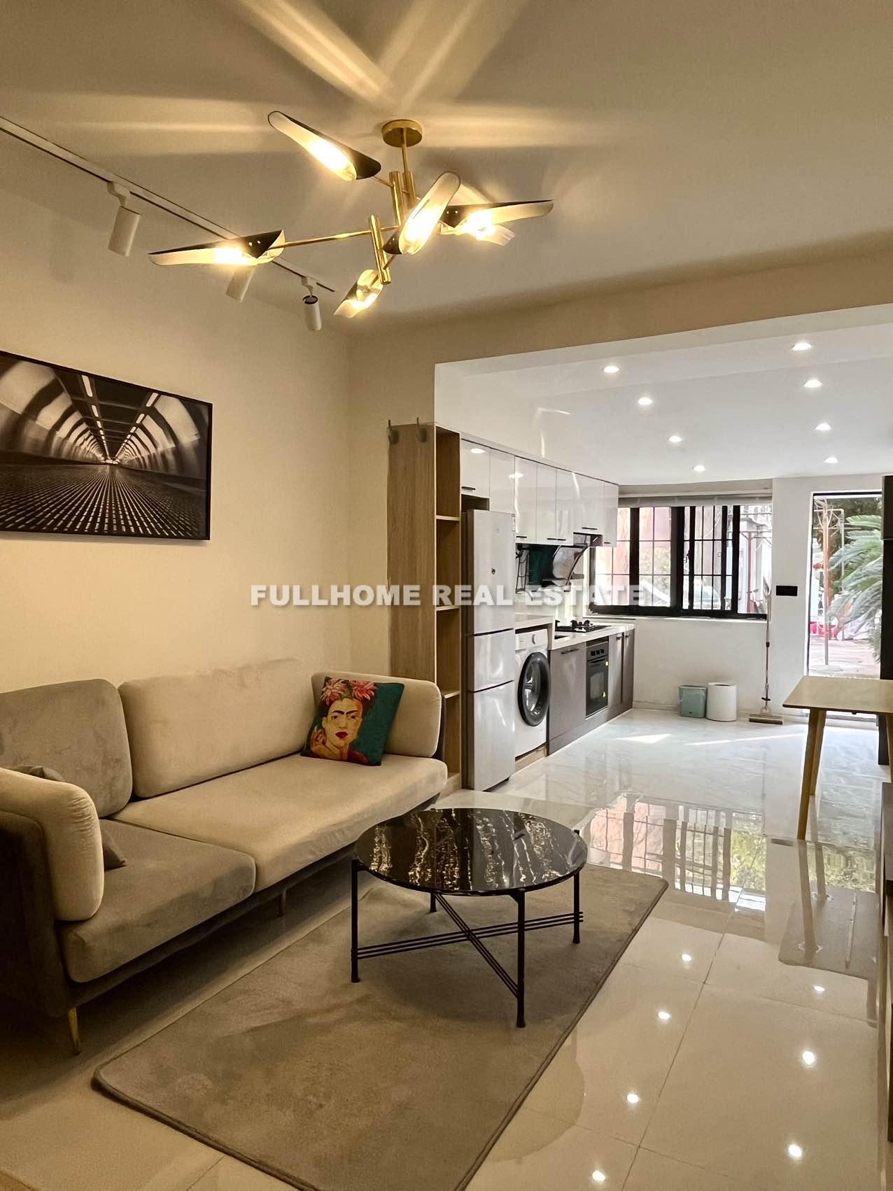 Lane 1-1000 Weihai Road Old House - Interior view 3, Shanghai rental property