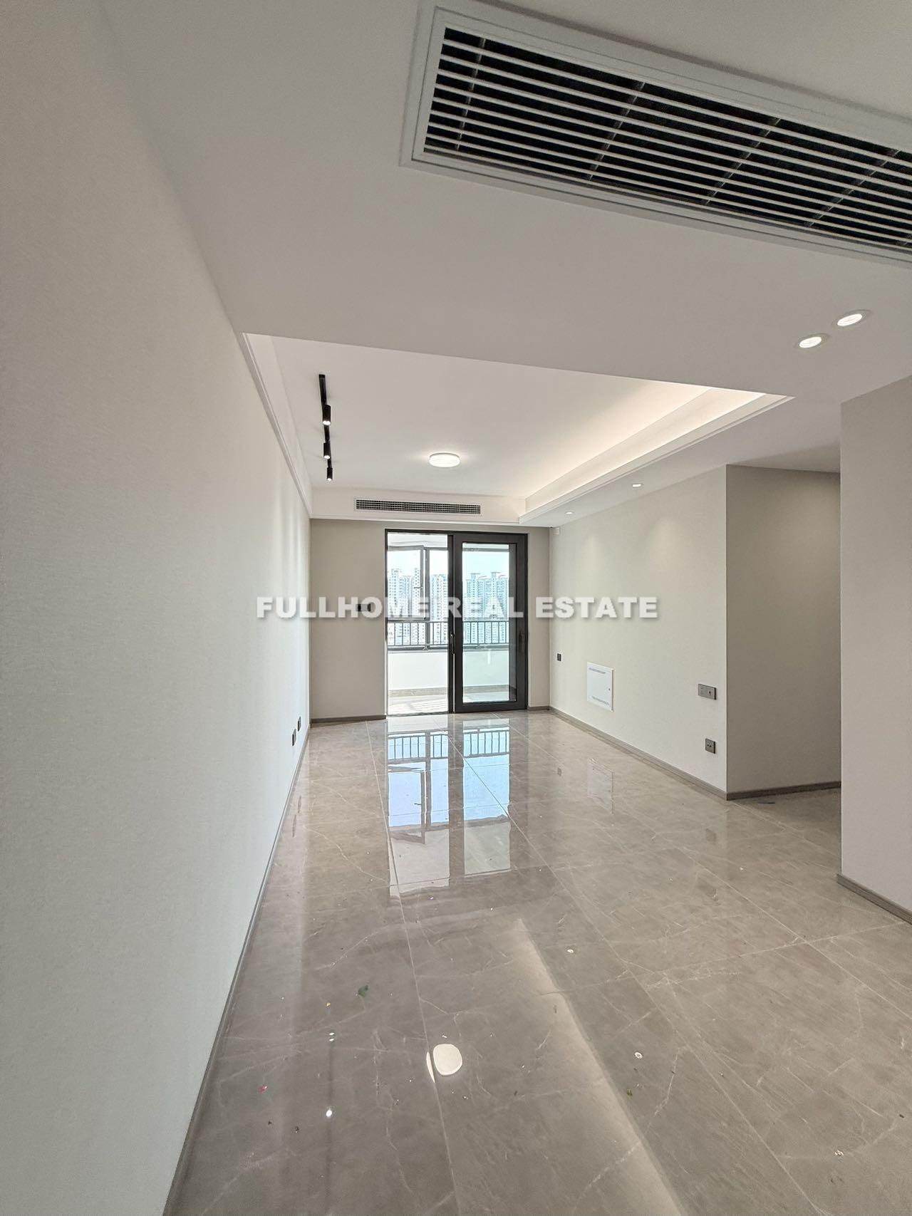 Same compound: JMPERIAL CREEK, 3 bedrooms in Shanghai