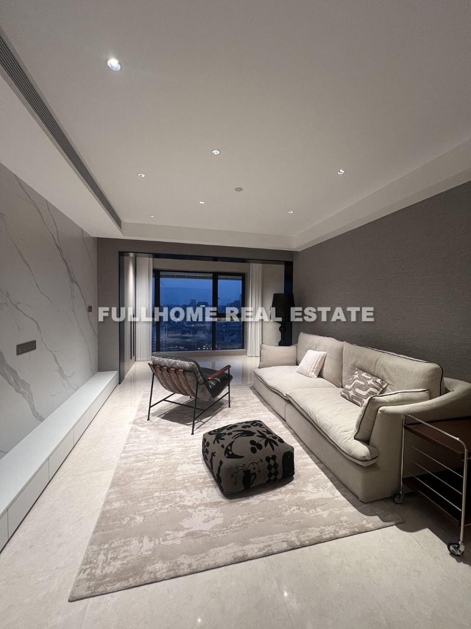 Similar property: SUHE ONE, 3 bedrooms, 170 sqm in Shanghai